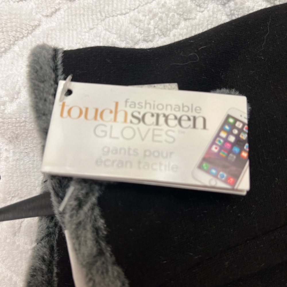 NWT Black Felt Touch Screen Gloves With Grey Faux Fur. - Picture 2 of 6